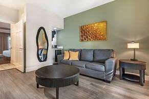 University Park Inn & Suites, an Ascend Collection Hotel
