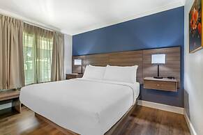 University Park Inn & Suites, an Ascend Collection Hotel