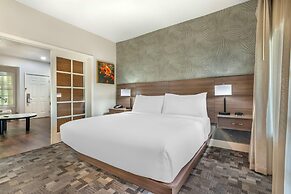 University Park Inn & Suites, an Ascend Collection Hotel