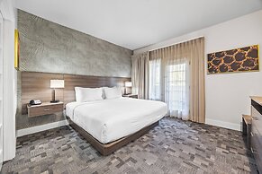 University Park Inn & Suites, an Ascend Collection Hotel