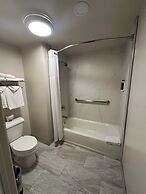 University Park Inn & Suites
