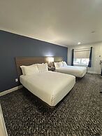 University Park Inn & Suites
