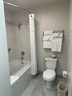 University Park Inn & Suites