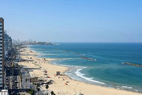 Renaissance Tel Aviv