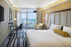 Renaissance Tel Aviv