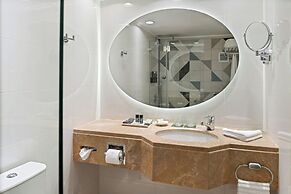 Renaissance Tel Aviv