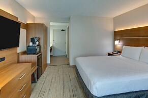 Holiday Inn Express W-I40/Whitebridge Road by IHG