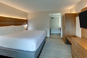 Holiday Inn Express W-I40/Whitebridge Road by IHG