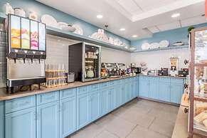 Country Inn & Suites by Radisson, Cookeville, TN