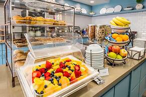 Country Inn & Suites by Radisson, Cookeville, TN