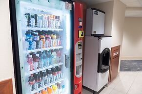 La Quinta Inn & Suites by Wyndham Bannockburn-Deerfield