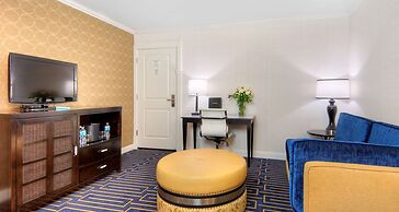 Best Western Plus Palm Court Hotel