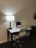 Best Western Plus Palm Court Hotel