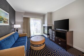 Best Western Plus Palm Court Hotel