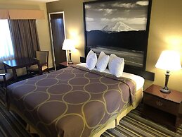 Super 8 by Wyndham Corning