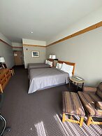Salmon Rapids Lodge