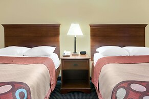 Super 8 by Wyndham Hattiesburg South