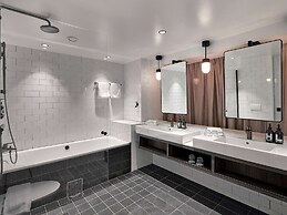 Downtown Camper by Scandic