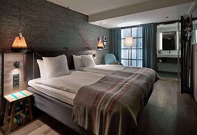 Downtown Camper by Scandic