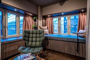 Downtown Camper by Scandic