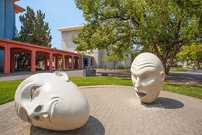 Holiday Inn Express & Suites Davis - University Area by IHG