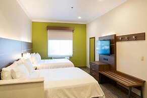 Holiday Inn Express & Suites Davis - University Area by IHG