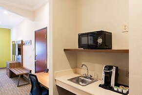 Holiday Inn Express & Suites Davis - University Area by IHG