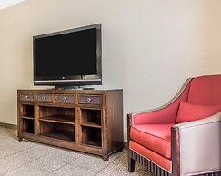 Comfort Suites at Isle Of Palms Connector