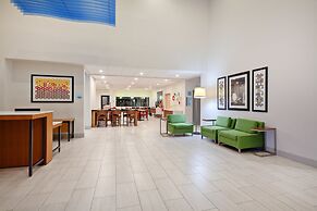 Holiday Inn Express & Suites Rancho Mirage - Palm Spgs Area by IHG