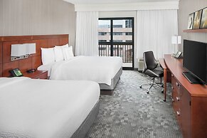 Courtyard Jersey City Newport