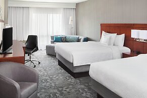 Courtyard Jersey City Newport