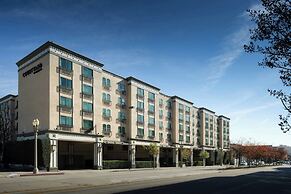 Courtyard by Marriott Pasadena/Old Town