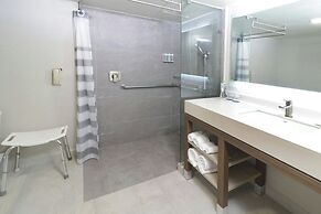 Courtyard by Marriott Monterrey Airport