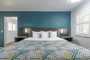 Studio 6 Suites Madera, California - Yosemite