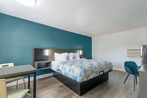 Studio 6 Suites Madera, California - Yosemite