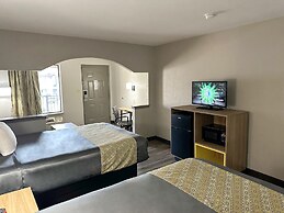 Days Inn & Suites by Wyndham Opelousas