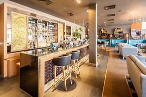 DoubleTree by Hilton Edinburgh City Centre