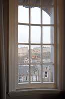 DoubleTree by Hilton Edinburgh City Centre