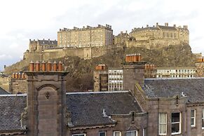 DoubleTree by Hilton Edinburgh City Centre