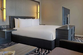 DoubleTree by Hilton Edinburgh City Centre