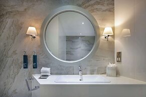 DoubleTree by Hilton Edinburgh City Centre