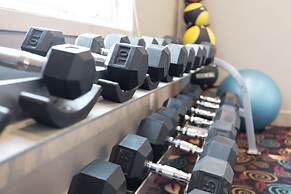 Royal Hotel Calgary, Trademark Collection by Wyndham