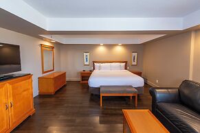 Grand Hotel & Conference Centre Calgary Airport, an Ascend Collection 