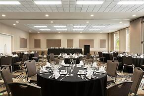 Grand Hotel & Conference Centre Calgary Airport, an Ascend Collection 