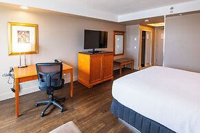 Grand Hotel & Conference Centre Calgary Airport, an Ascend Collection 
