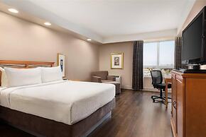 Grand Hotel & Conference Centre Calgary Airport, an Ascend Collection 