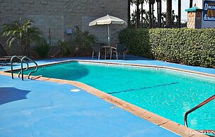 Anaheim Discovery Inn & Suites