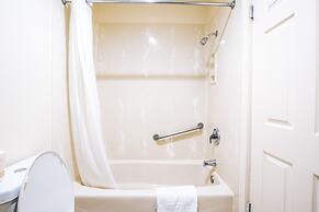 Anaheim Discovery Inn & Suites