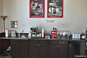 Anaheim Discovery Inn & Suites