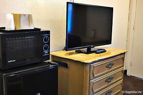 Anaheim Discovery Inn & Suites